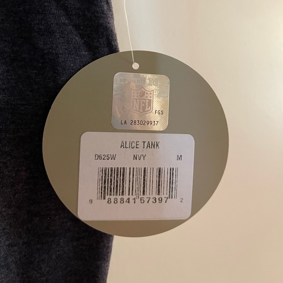 NWT DALLAS COWBOYS WOMEN’S RACERBACK TANK TOP - Picture 2 of 3